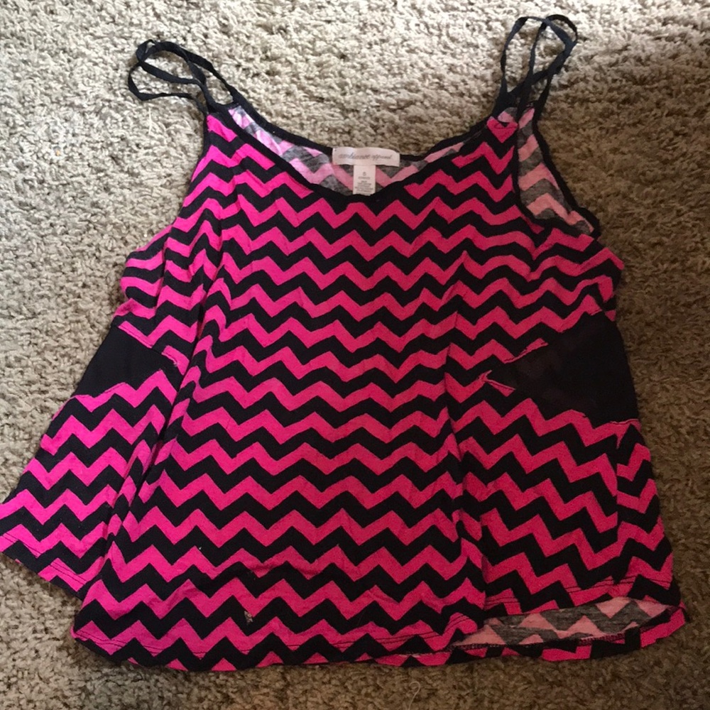 Cropped tank top.
